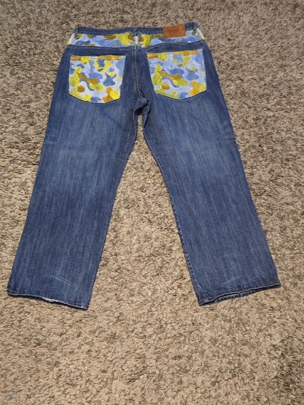 Men's Dark Blue Relaxed Straight Jeans with Accent Trim (Button Broke) - Picture 6 of 10